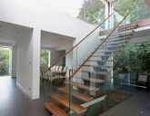 Стеклянные лестницы и ограждения – конструктивные решения и дизайн